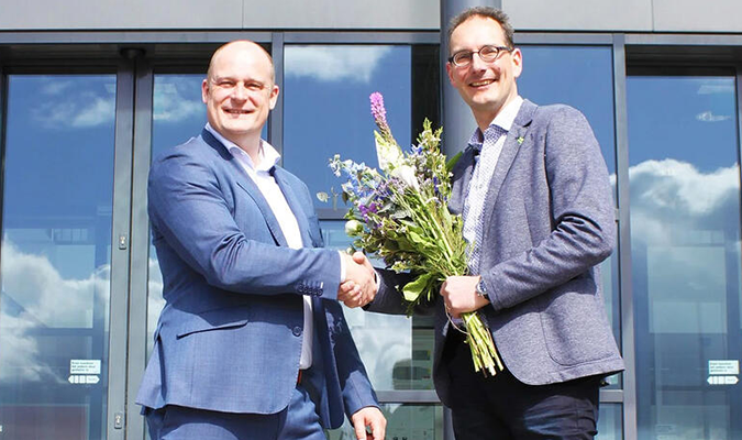 Primeur voor ABC E BUSINESS en Transsmart-1